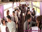 Правда что японок ебут в автобусах